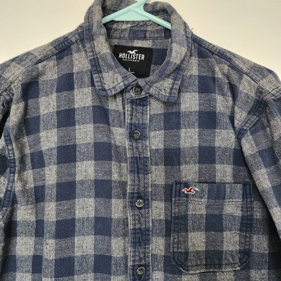 Hollister Tops - Hollister California Plaid Flannel Shirt Mens Large Blue Gray Button Front Logo